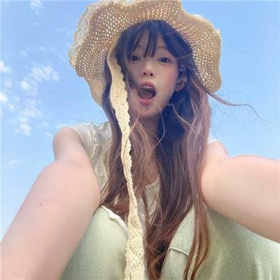 艾曼妞与罗丽妲